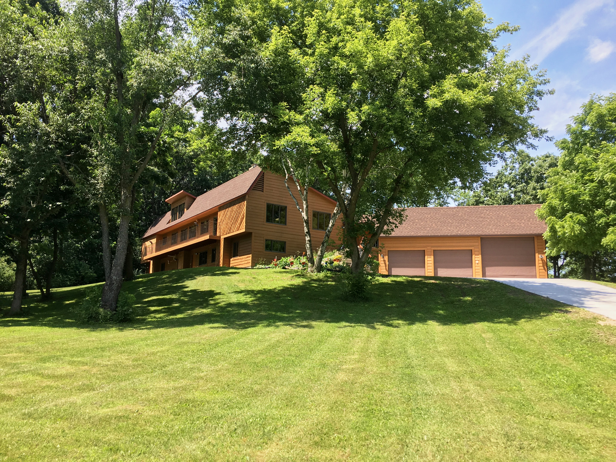 Home for Sale 5711 River Road, Waunakee, WI 53597